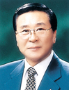 8대 이사장 박성근